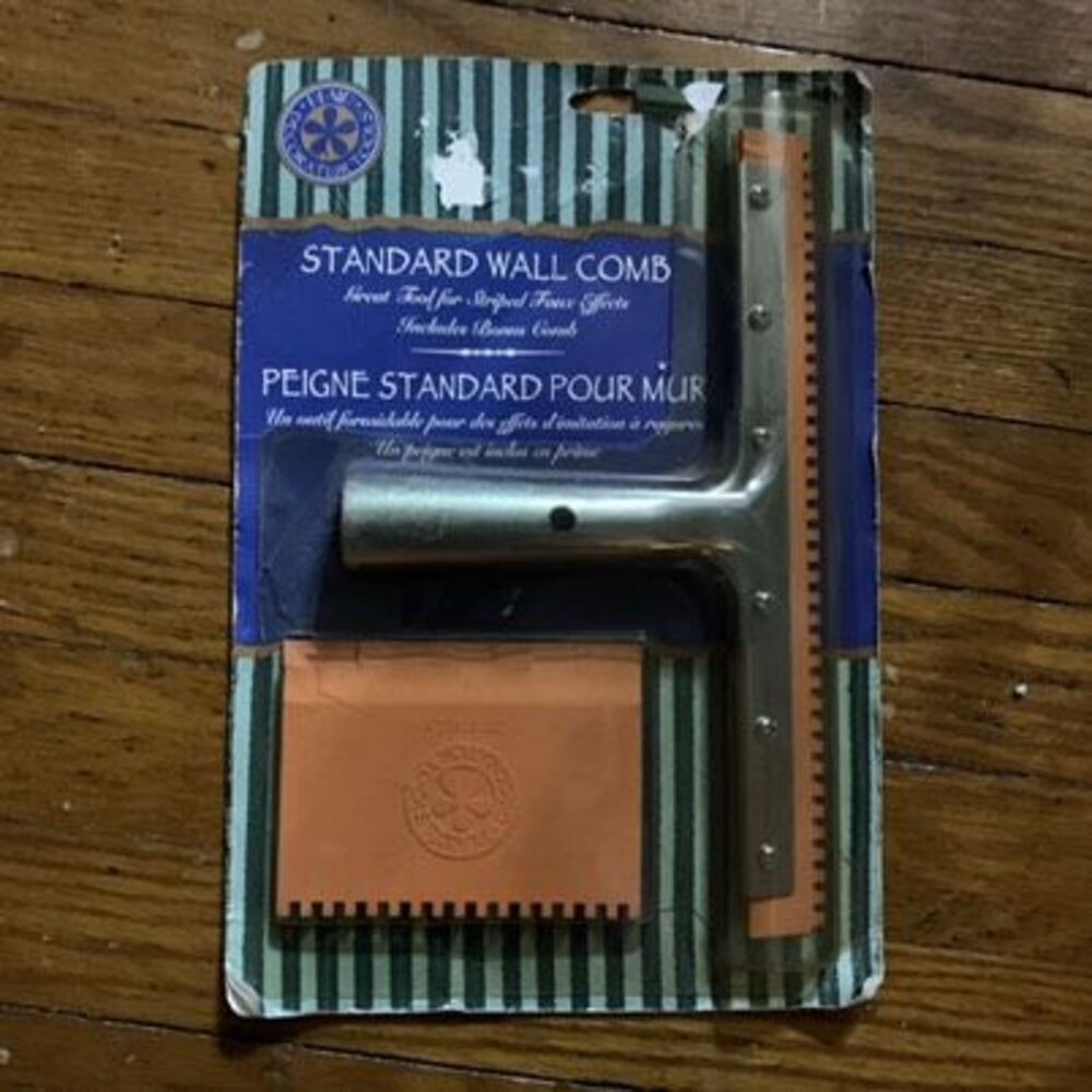 Plaid Decorating Tools Standard Wall Comb